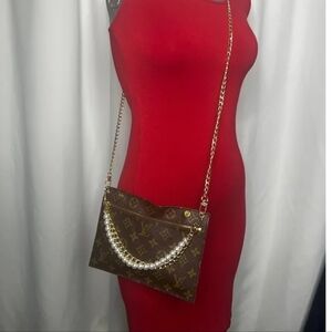 Louis Vuitton Crossbody